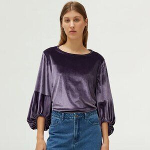 Compania Fantastica Purple Puff Sleeve Velvet Top Size Small NWT